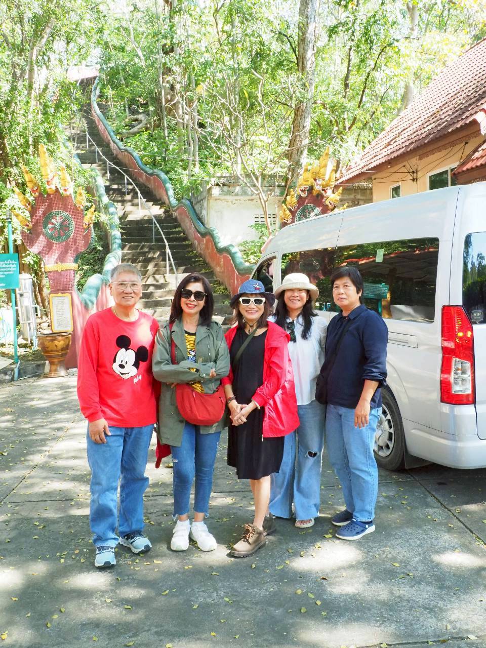 ลูกมั่นใจใช้บริการ คนขับใจดีมีน้ำใจช่วยเหลือดูแล